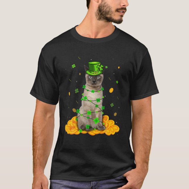 Cute Siamese Cat St patricks day Irish Shamrock T Shirt (Framsida)