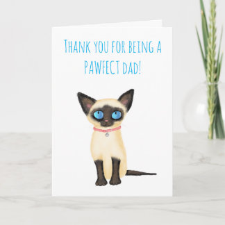 Cute Siamese kitten Fars dag kort från katten