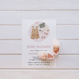 Cute Simple Barnkläder Rosa Baby Shower Inbjudningar