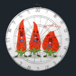 Cute singing chili peppers tecknad illustration darttavla<br><div class="desc">Den här chili-hett peppartrion kommer att göra dig sjunga! Ritad i roligtens tecknad illustrerar stil för att spira upp!</div>