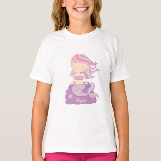 Cute Sjöjungfru Girl på Lila Sten Namn Tee (Framsida)