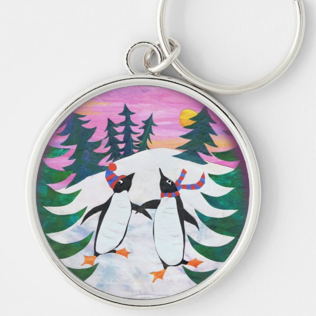 Cute Skating Penguins Round Keychain i Snö-scenen Rund Silverfärgad Nyckelring (Framsidan)