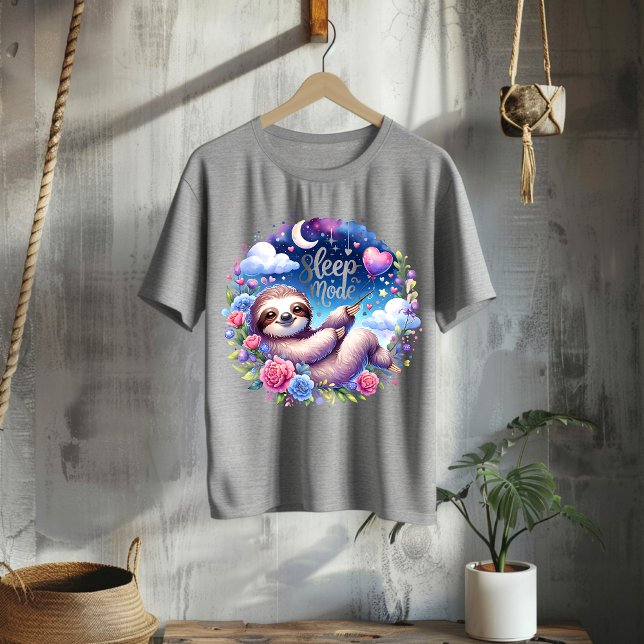 Cute Sleep Mode Sloth Night Sky T-Shirt (Skapare uppladdad)