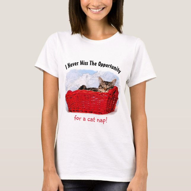 Cute Sleeping Kitten i Red Basket Anpassningsbar F T Shirt (Framsida)