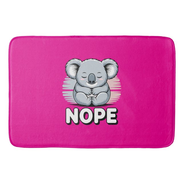 Cute Sleeping Koala “Nope” Funny Cartoon Badrumsmatta (Framsidan)
