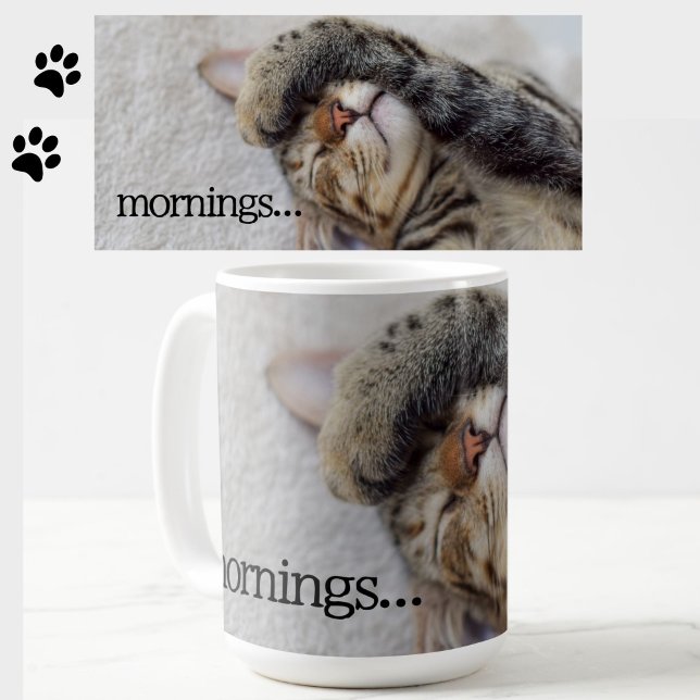 Cute Sleeping Tabby katt Mugg för morgonkläckare (Morning-haters will identify with this adorable tabby cat mug!)