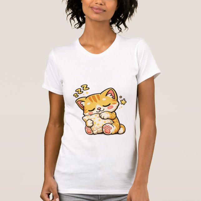 Cute Sleepy Cat Pillow T Shirt (Framsida)