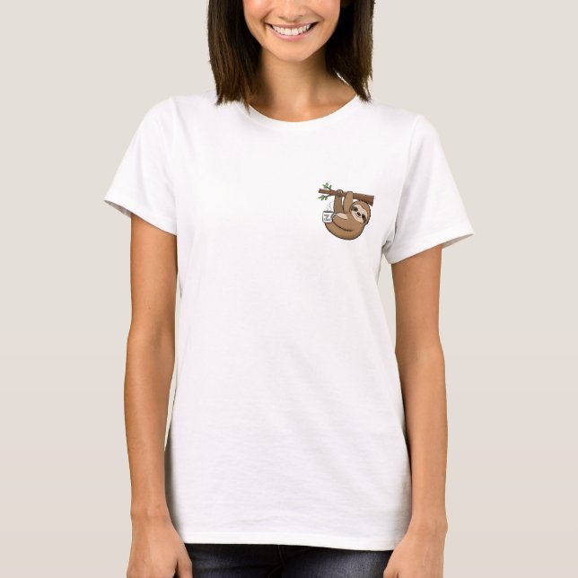 Cute Sloth Hanging on Branch T Shirt (Framsida)
