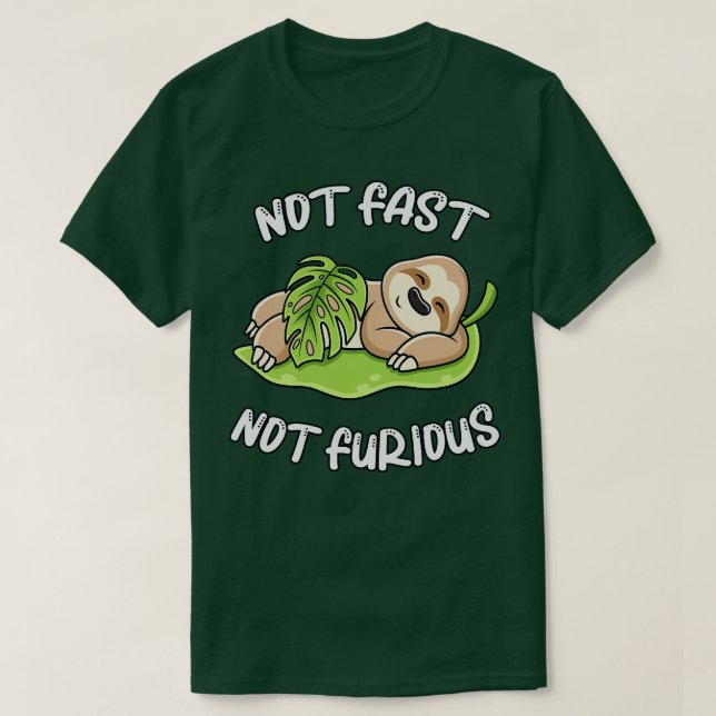 Cute Sloth Sleeping, ej snabb, inte felfri, funn T Shirt (Design framsida)