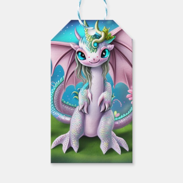 Cute Smiling Baby Dragon with Flowers Presentetikett (Framsidan)
