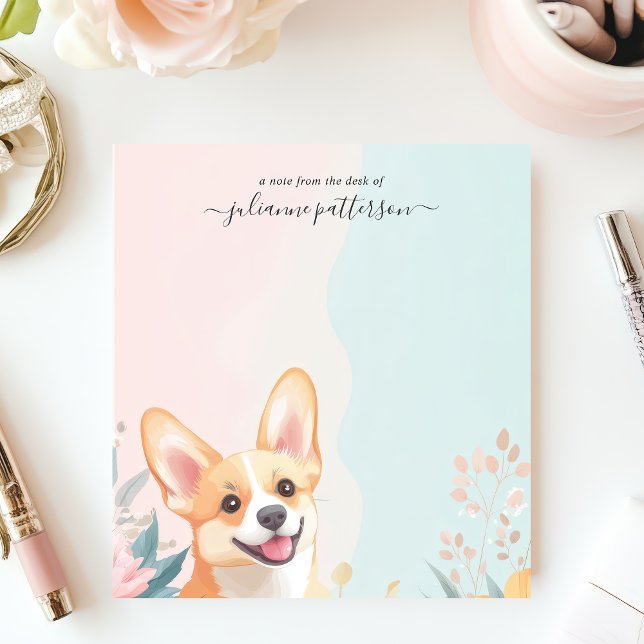 Cute Smiling Corgi Blommigt Personlig Namn Anteckningsblock (Skapare uppladdad)
