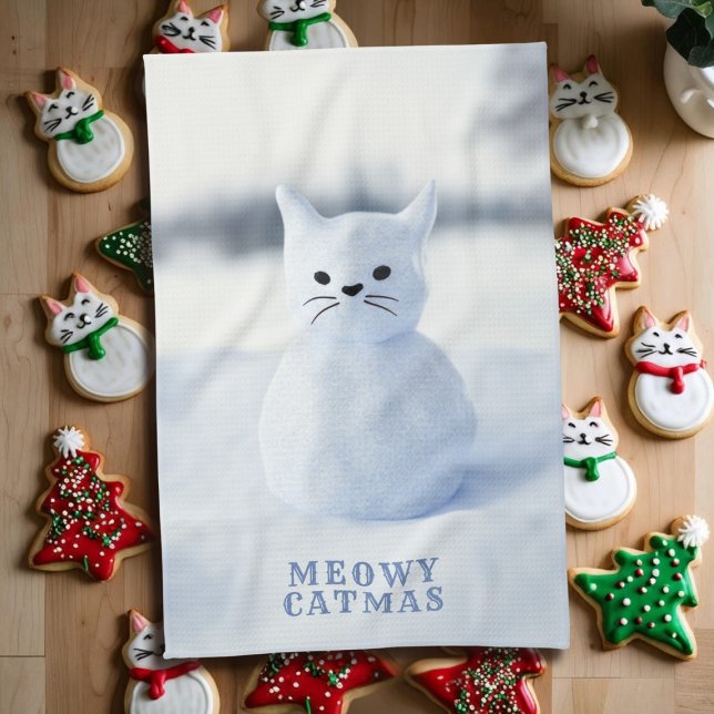 Cute Snow Cat Meowy Catmas Christmas Kitchen Towel Kökshandduk (Meowy Catmas! A fun and festive kitchen towel for your cat theme holiday kitchen)