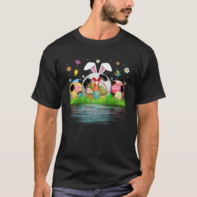 Cute Soccer Ball Egg Bunny Ears Happy Easter Day M T Shirt (Framsida)