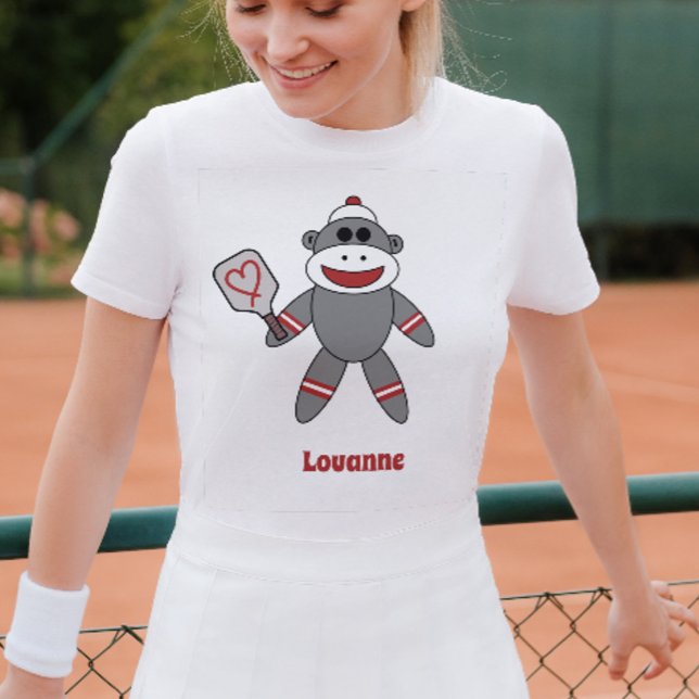 Cute Sock monkey med Pickleball Paddle Namn T Shirt (Skapare uppladdad)