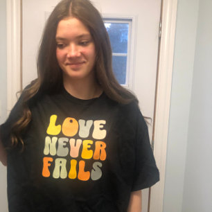 CUTE Soft Pastel Färg KÄRLEK ALVER Black T-Shirt