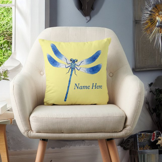 Cute som Kryp Blue Dragonfly på Blekens Gult Kudde (Skapare uppladdad)