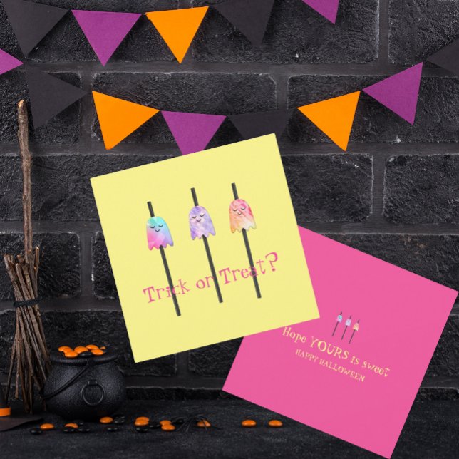 Cute Spöken Bus eller godis Anpassningsbar Text Kort (Halloween Custom Text Yellow Hot Pink Flat Greeting Card)