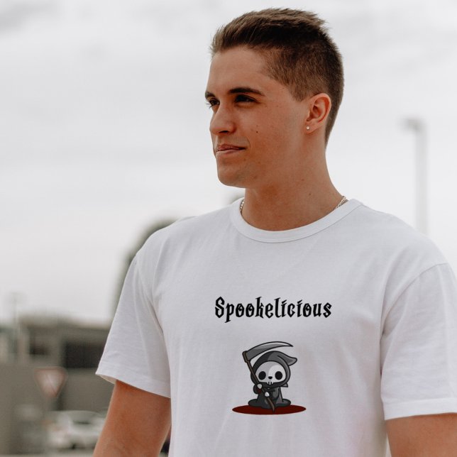 Cute Spookelicious Halloween Grim Reaper T Shirt (Skapare uppladdad)