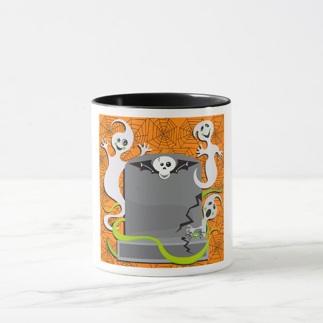 Cute Spooky Halloween Ghosts and Tombstone Mugg (Skapare uppladdad)