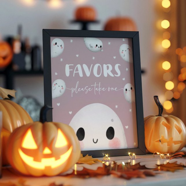 Cute Spooky One Halloween Favorittecken Poster (Skapare uppladdad)