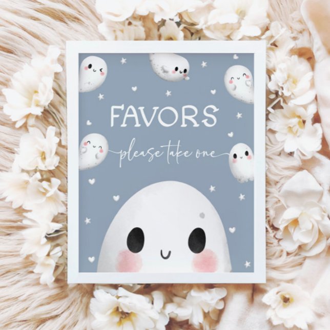 Cute Spooky One Halloween Favorittecken Poster (Skapare uppladdad)
