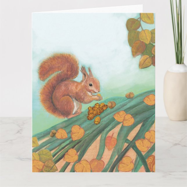 Cute Squirrel är ute på att framkalla hasselnötter Kort (Framsida)