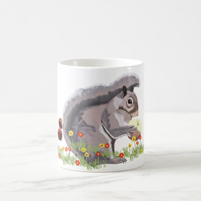 Cute Squirrel äter ett äpple Kaffemugg (Center)