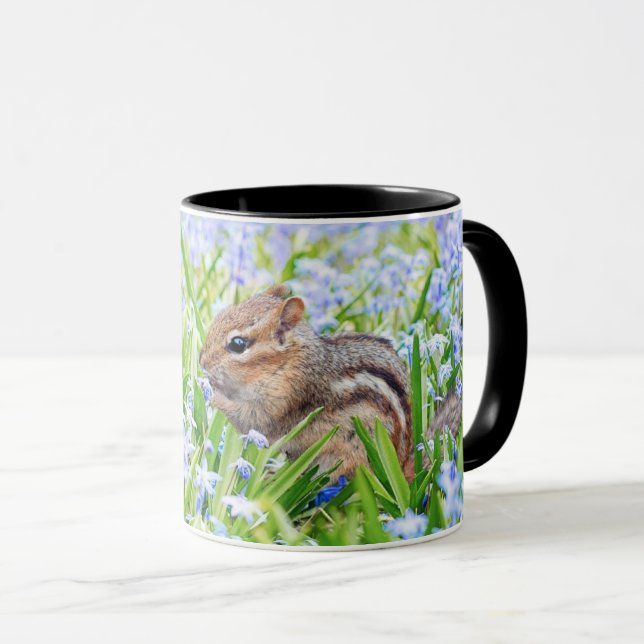 Cute Squirrel med Vild Flowers - Naturinspirerad Mugg (Framsida höger)