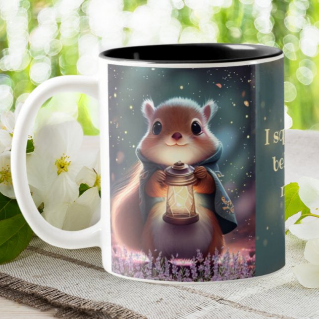 Cute Squirrel Whimsical Modern Personlig Två-Tonad Mugg (Skapare uppladdad)