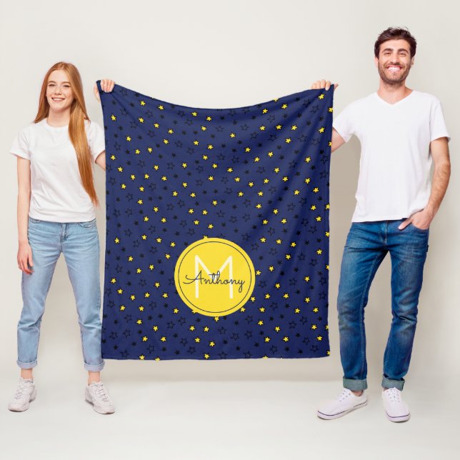 Cute Stars om marinblått Mönster-monogram vid Natt Fleecefilt (På plats)