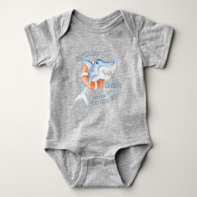 Cute stollig vattenfärgsfärgen baby-födelsedagshaj t shirt (Framsida)