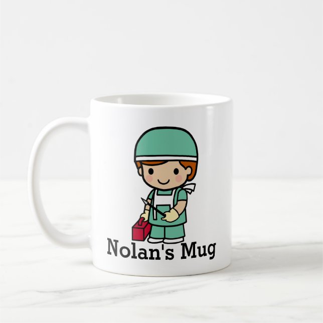 Cute Surgeon in Scrubs with Scalpel Kaffemugg (Vänster)