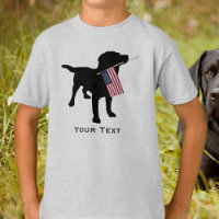 Cute Svart lab Hund holding USA flagga, 4 juli