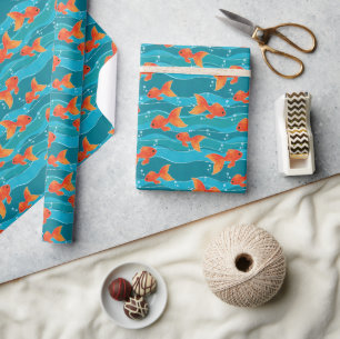 Cute Swimming Goldfish & Vatten Mönster Presentpapper
