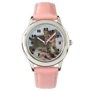 Cute Tabby Kitten Tittar förvånad Armbandsur