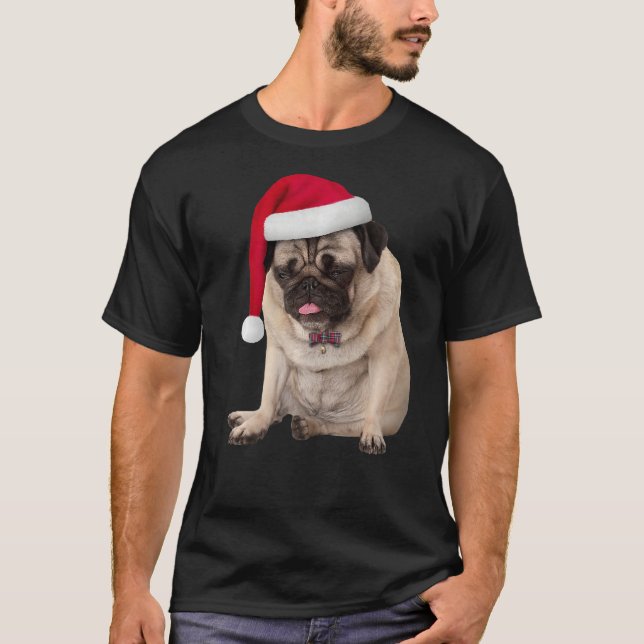 Cute Tan Pug Santa Hat Play Bowtie Image Christma T Shirt (Framsida)