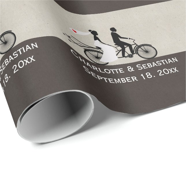 Cute Tandem Bike Bride and Groom Bröllop Presentpapper (Rullad Hörn)