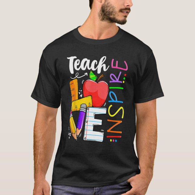 Cute Teach Kärlek och Inspire Manar Women Teacher  T Shirt (Framsida)