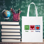 Cute Teacher Återanvändbar Påse<br><div class="desc">Fredens Kärlek undervisningsväskor. Det är perfekt till använda för Lärarbedömningsvecka eller årsslut att fylla med små produkter från klassen eller handgjorda kort från studenter. Ett fredstecken,  ett hjärta och ett rött äpple.</div>