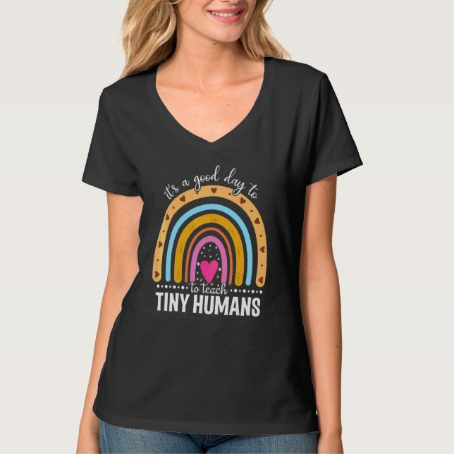 Cute Teacher Tiny Humans undervisar Regnbågslära T Shirt (Framsida)