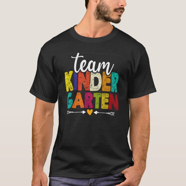 Cute Team Kindergarten Happy Back To School Teache T Shirt (Framsida)