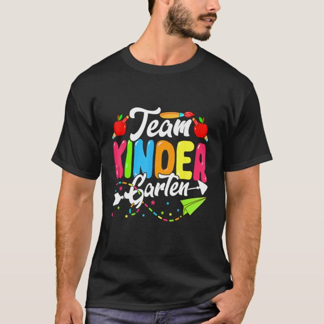 Cute Team Kindergarten Happy Back To School Teache T Shirt (Framsida)