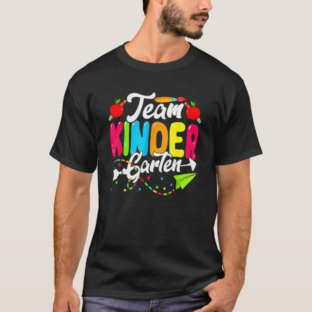 Cute Team Kindergarten Happy Back To School Teache T Shirt (Framsida)