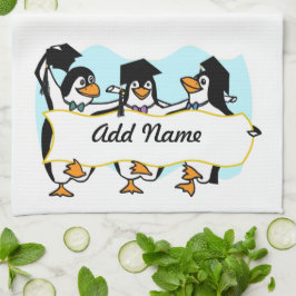 Cute Tecknad Graduating Penguins w/Banner Kökshandduk