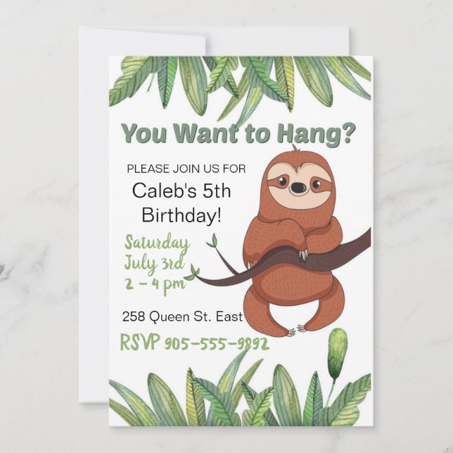 Cute tecknad hängande Sloth Birthday Inbjudningar (Framsida)