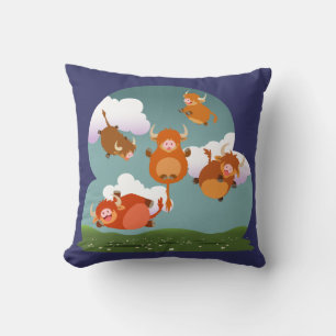 Cute Tecknad Levitting Highland Cows Pillow Kudde