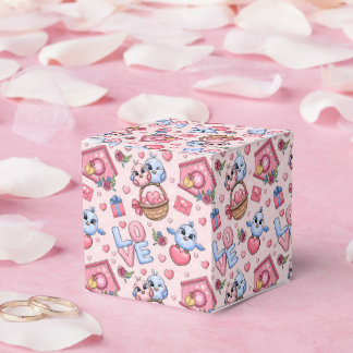 Cute tecknad par fåglar, hjärtan, fågelhus/ presentaskar