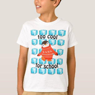 Cute Tecknad Penguin "För Coola för skolan" Barn" T Shirt