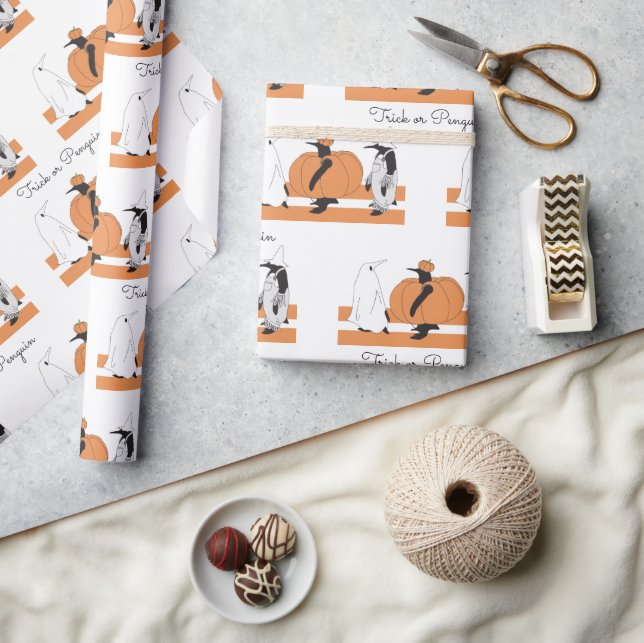 Cute Tecknad Pumpkin Penguin Funny Halloween Presentpapper (Hantverk)