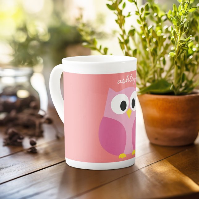 Cute Tecknad Uggla i Rosa och koral Benporslin Mugg (Personalized mug with photos and text, customize completely in the advanced design area)